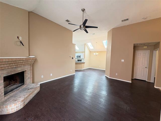 Photo - 928 Winchester Ln