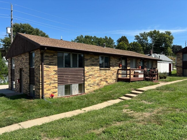 Photo - 1917 S Cecelia St Unit 3117 Transit Apt 2