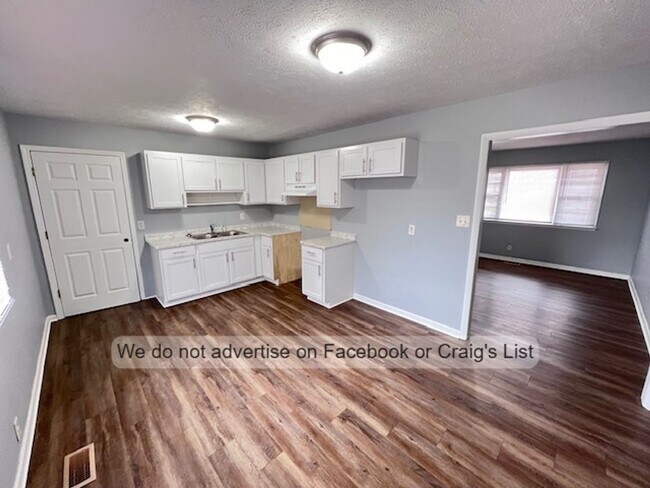 Photo - 6212 Fanning Cir