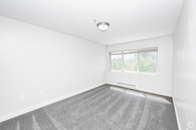 1BR, 1BA - 629SF - Bedroom