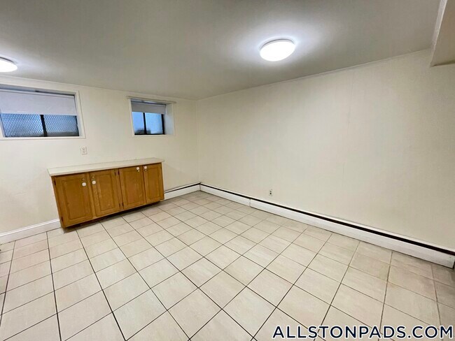 Photo - 19 Brighton Ave Unidad B