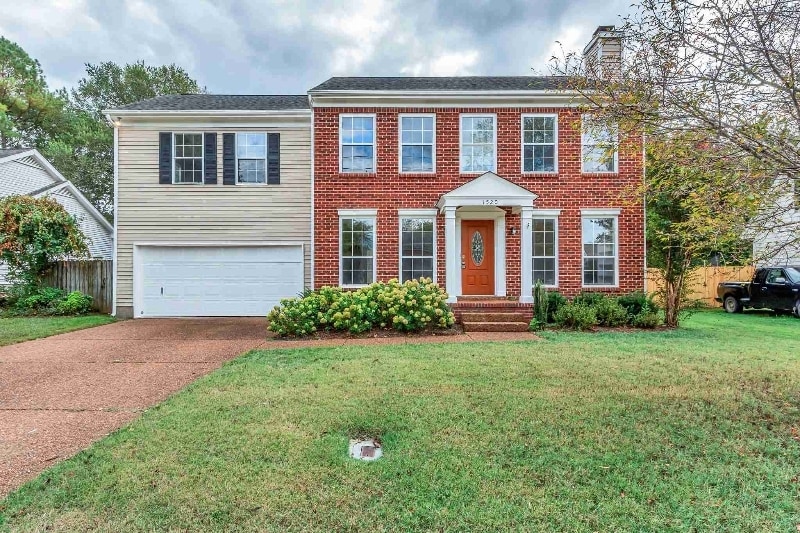 Photo - 1520 Birchwood Cir