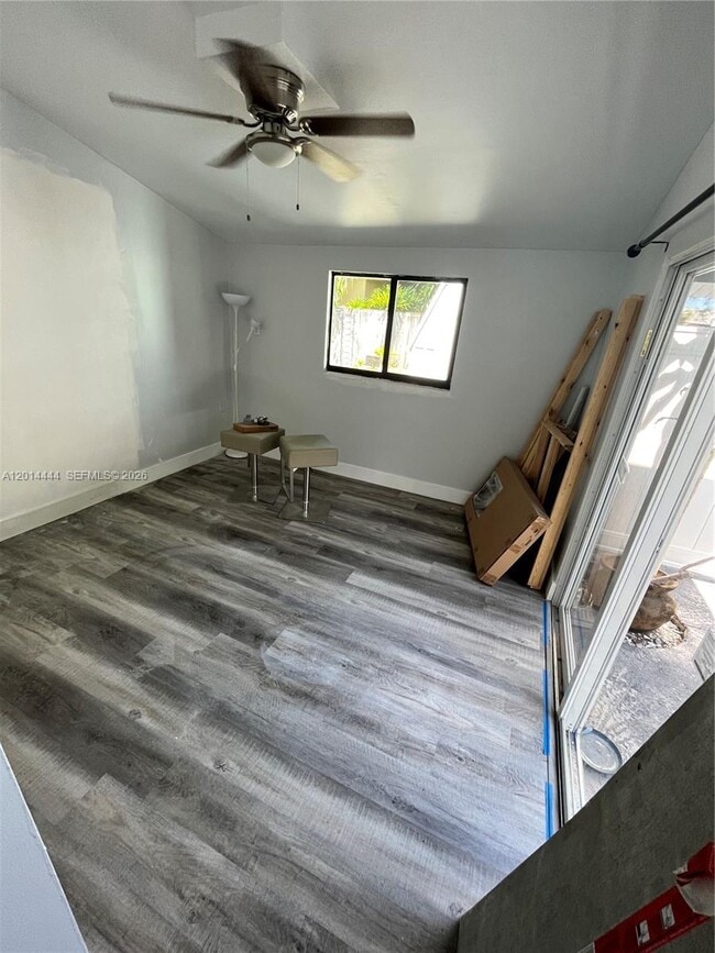 Photo - 1412 NE 17th Ct Unit 1-2
