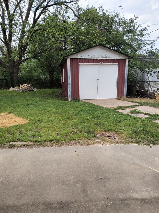 Photo - 1509 Belmoor Ave