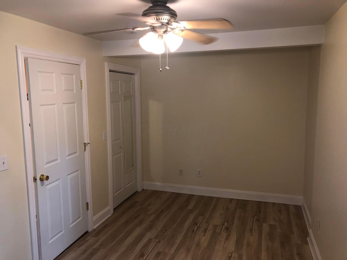 Photo - 110 W Tulane Rd