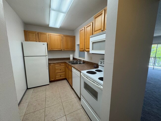 Photo - 450 NW 20th St Unit 315