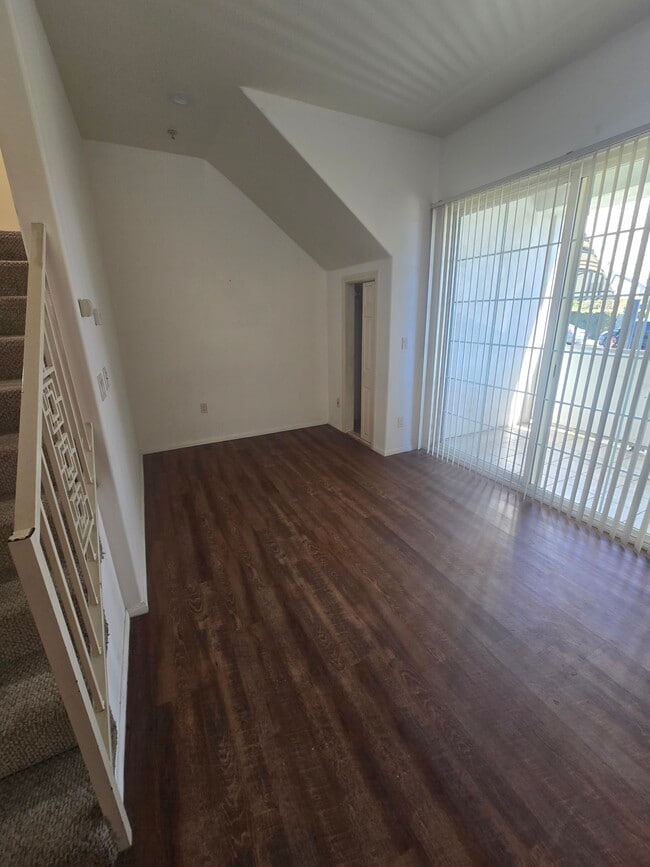 Photo - 335 E Providencia Ave Unit 101