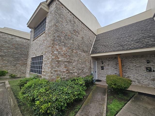 Building Photo - 214 Village N Dr Rental