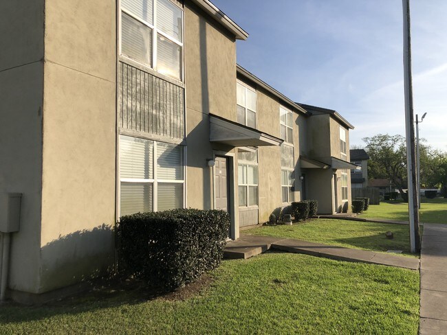 Photo - Village Apartments