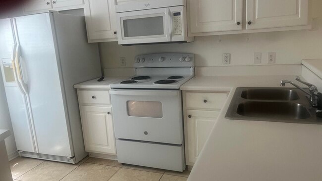 Photo - 2823 Bay Club Dr