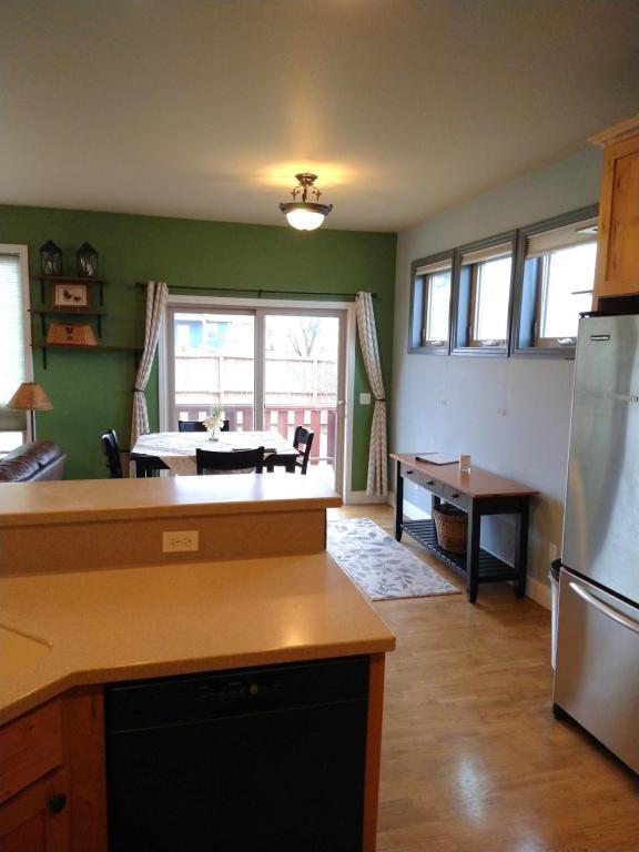 Photo - 4716 Shadowglen Dr