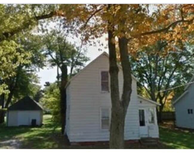 Building Photo - 1509 Krau St