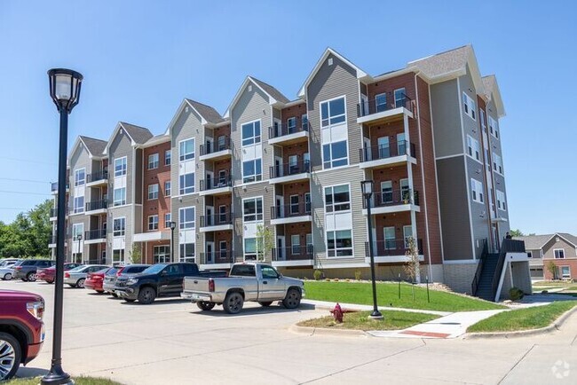 Building Photo - $1,325 | 1 Bedroom, 1 Bathroom Condo | Pet...