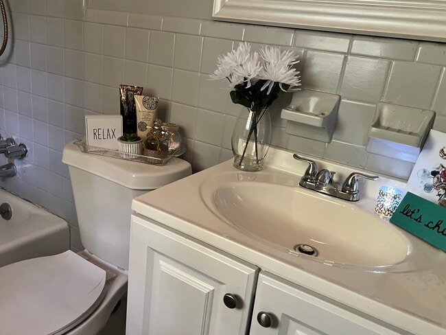 Photo - 4129 Meadowbrook Dr