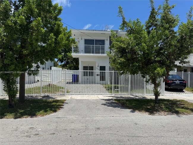 Photo - 6323 NW 1st Pl Townhome