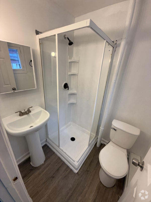 Building Photo - 597 Thomas Ave W Rental