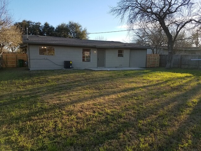 Photo - 5227 Vlg Gln Dr