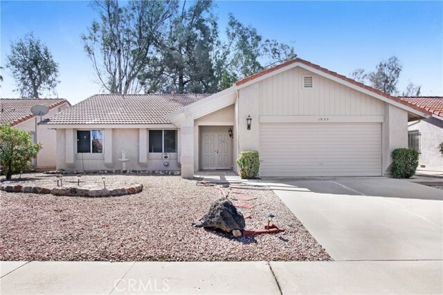 Building Photo - 1925 Silver Oak Way Rental