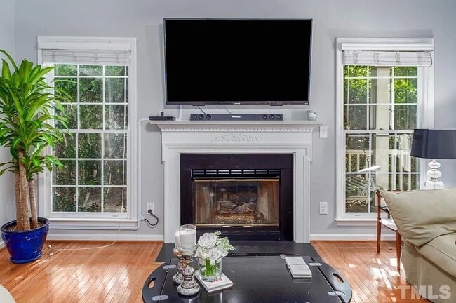 Photo - 303 Catlin Rd