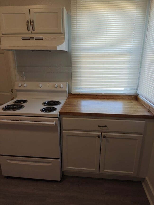 Photo - Charming 2-Bedroom Home with Spacious Yard