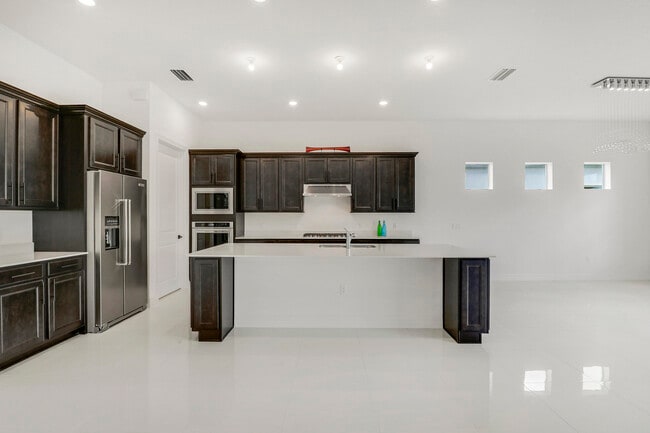 Photo - 10815 Stellar Cir