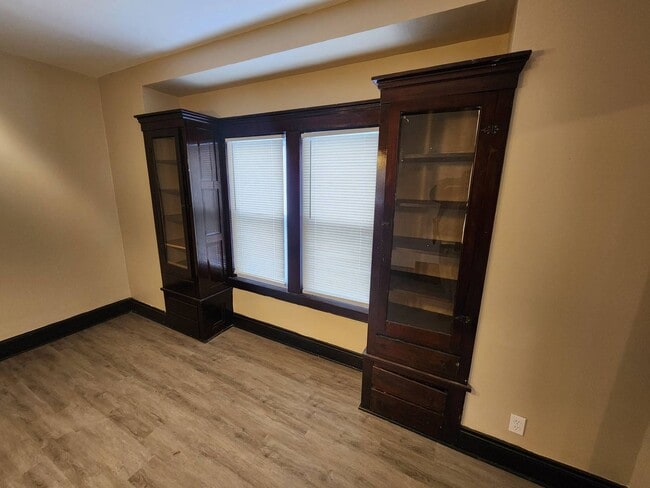 Photo - Charming 4-Bedroom Property in Prime Location