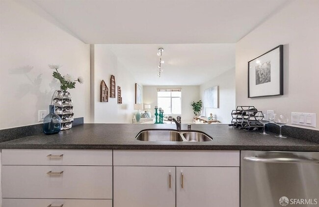 Photo - 451 Kansas St Unit 571