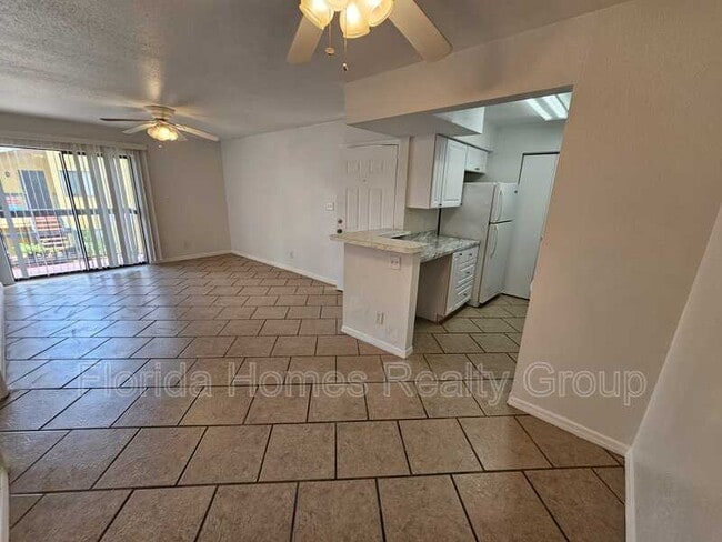 Photo - 2855 Winkler Ave Unit Apt 113