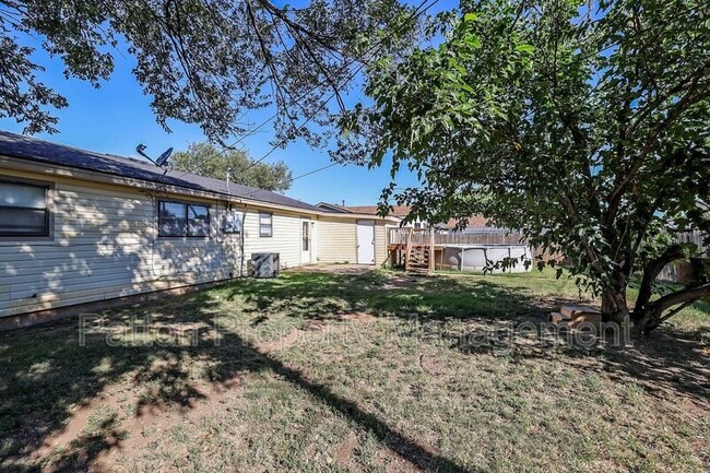 Photo - 5207 S Travis St