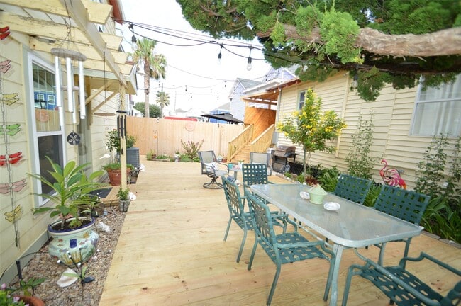 Building Photo - 1725 Avenue O Rental