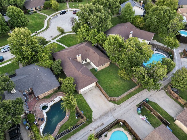 Photo - 1109 Wood Creek Cir