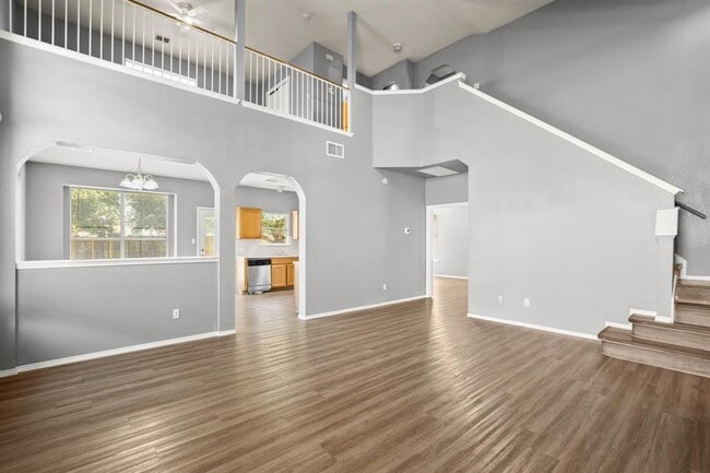 Photo - 706 Johnny Bench