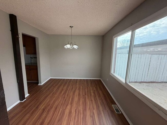 Photo - 1321 Court O