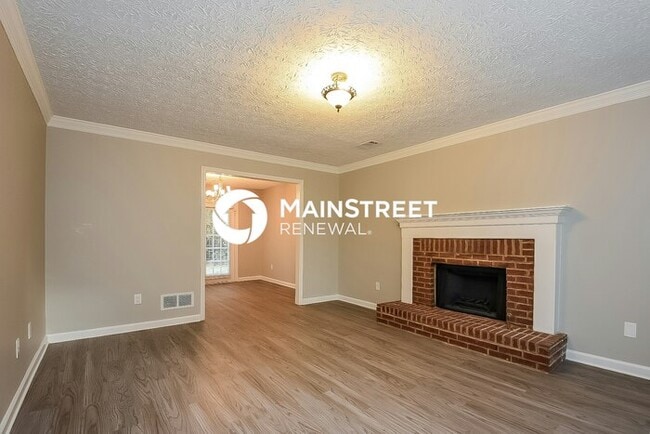 Photo - 4 Bedroom Pet-Friendly Home in SNELLVILLE, GA with Main Street Renewal