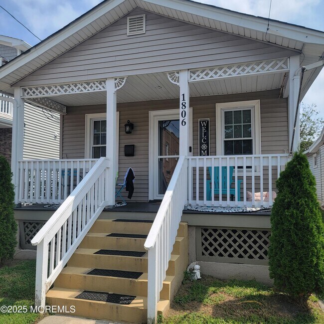 Building Photo - 1806 Fernwood Rd Rental