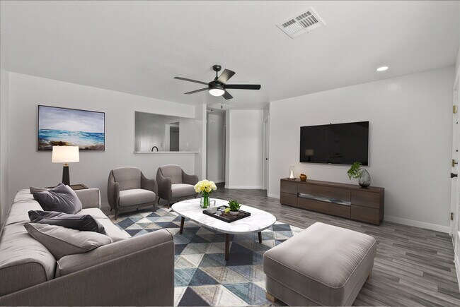 Photo - 2101 St Lucia Calle