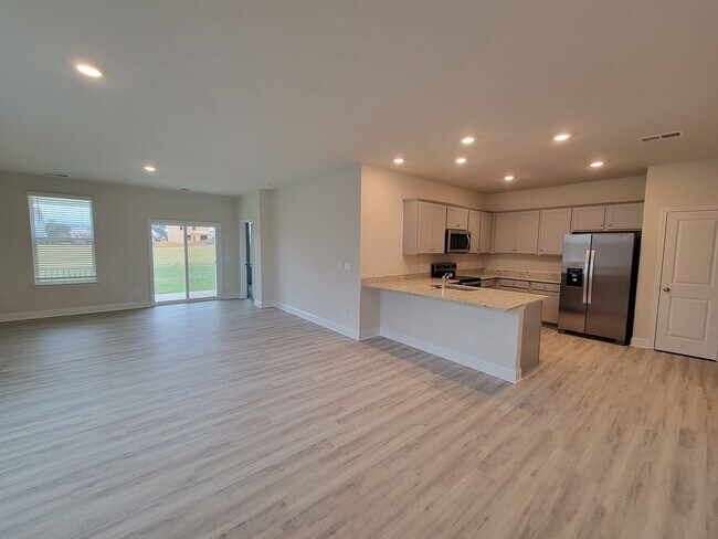 Photo - 15-17 Florence Sarah Ln