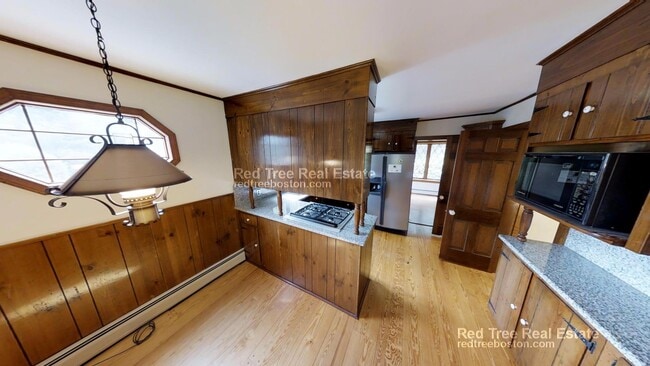 Building Photo - 63 Johnson St Rental