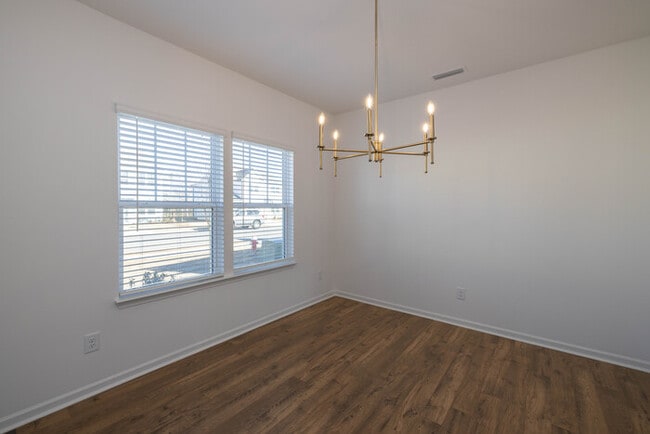 Photo - NEW CONSTRUCTION 4BD/2.5 Home in Stonebridge - Golf Course View