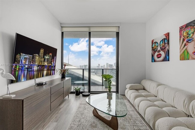 Photo - 801 S Miami Ave Unidad 5206