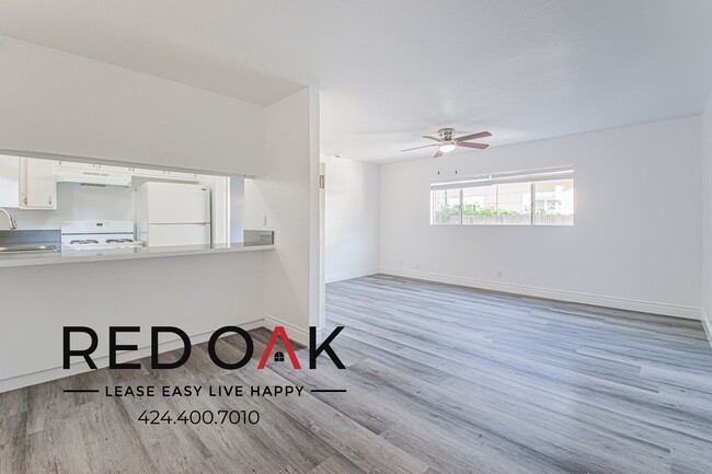 Building Photo - 1669 W 261st St Unit 4