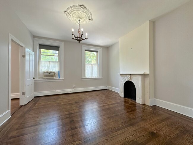 Building Photo - 87 Liberty St Unit 2 Rental