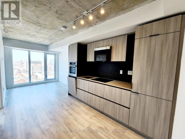 Photo - 2 Augusta Ave Unité 1308