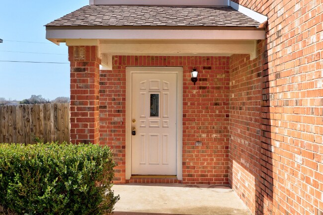 Photo - 1005 Easy Cove