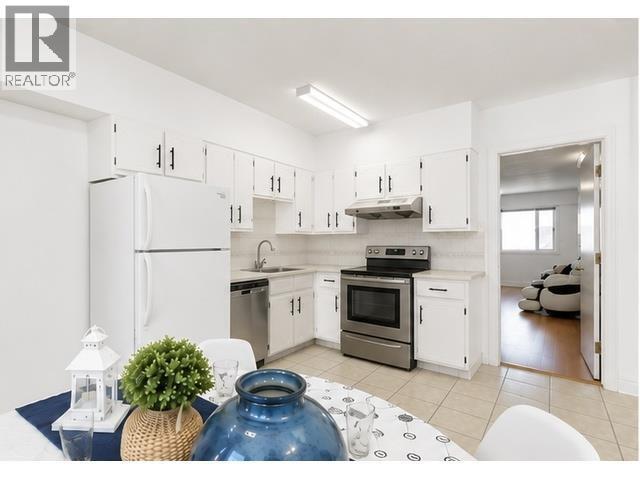 Photo - 7222 Pandora St