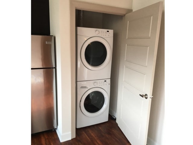 Washer/ Dryer hookups available