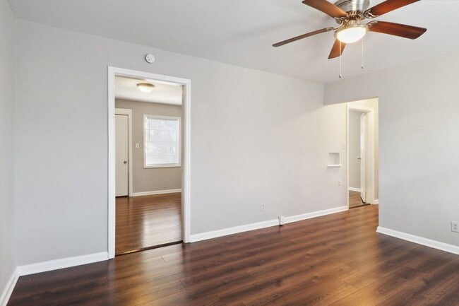 Building Photo - 1116 E Park Ave Unit C