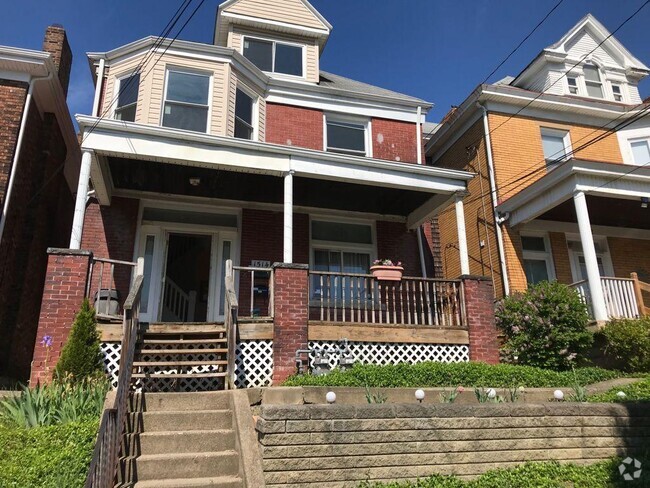 Building Photo - Fallowfield Avenue 1514 multi Rental