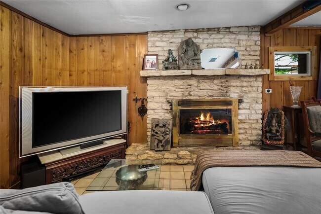 Photo - 16020 Pool Canyon Rd