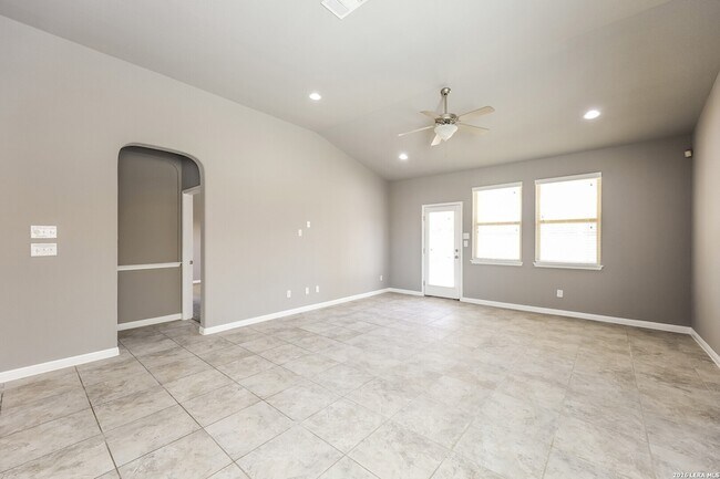 Photo - 7906 Mahala Bluff